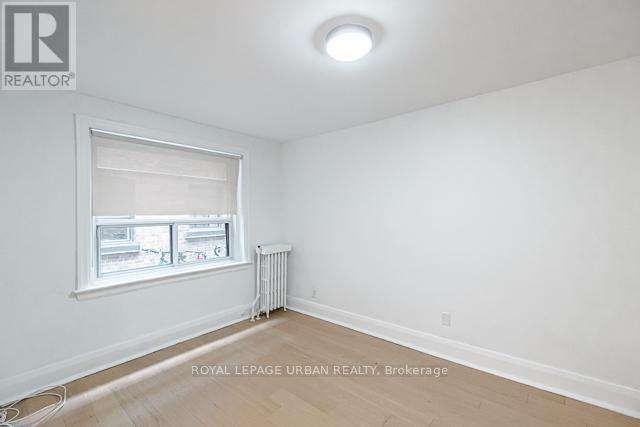 












5 - 145 ARLINGTON AVENUE

,
Toronto,




Ontario
M6C2Z3

