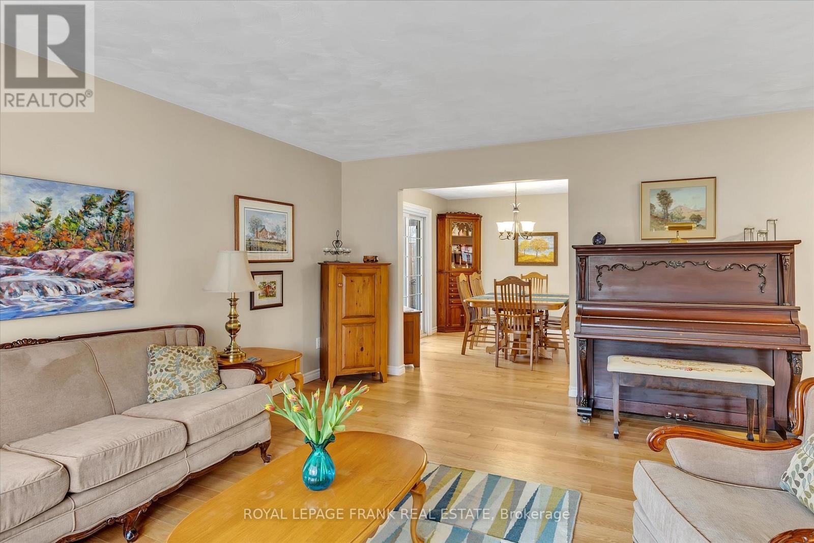 












1690 PINEHILL DRIVE

,
Peterborough West (North),




Ontario
K9J7G4

