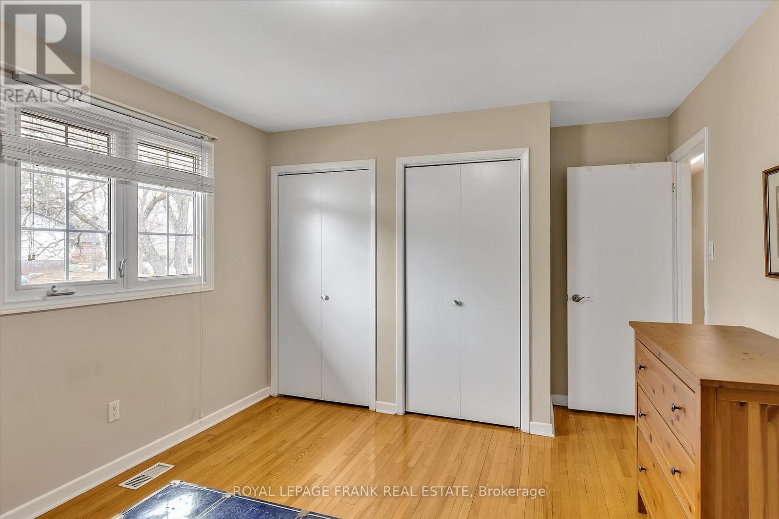 












1690 PINEHILL DRIVE

,
Peterborough West (North),




Ontario
K9J7G4

