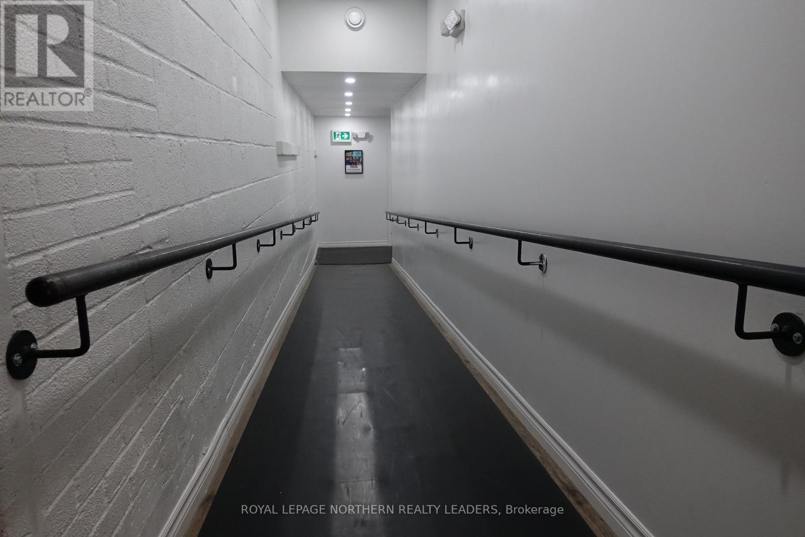 












UNIT D - 440 ALGONQUIN BOULEVARD E

,
Timmins (TNE - Hill District),




Ontario
P4N1B7

