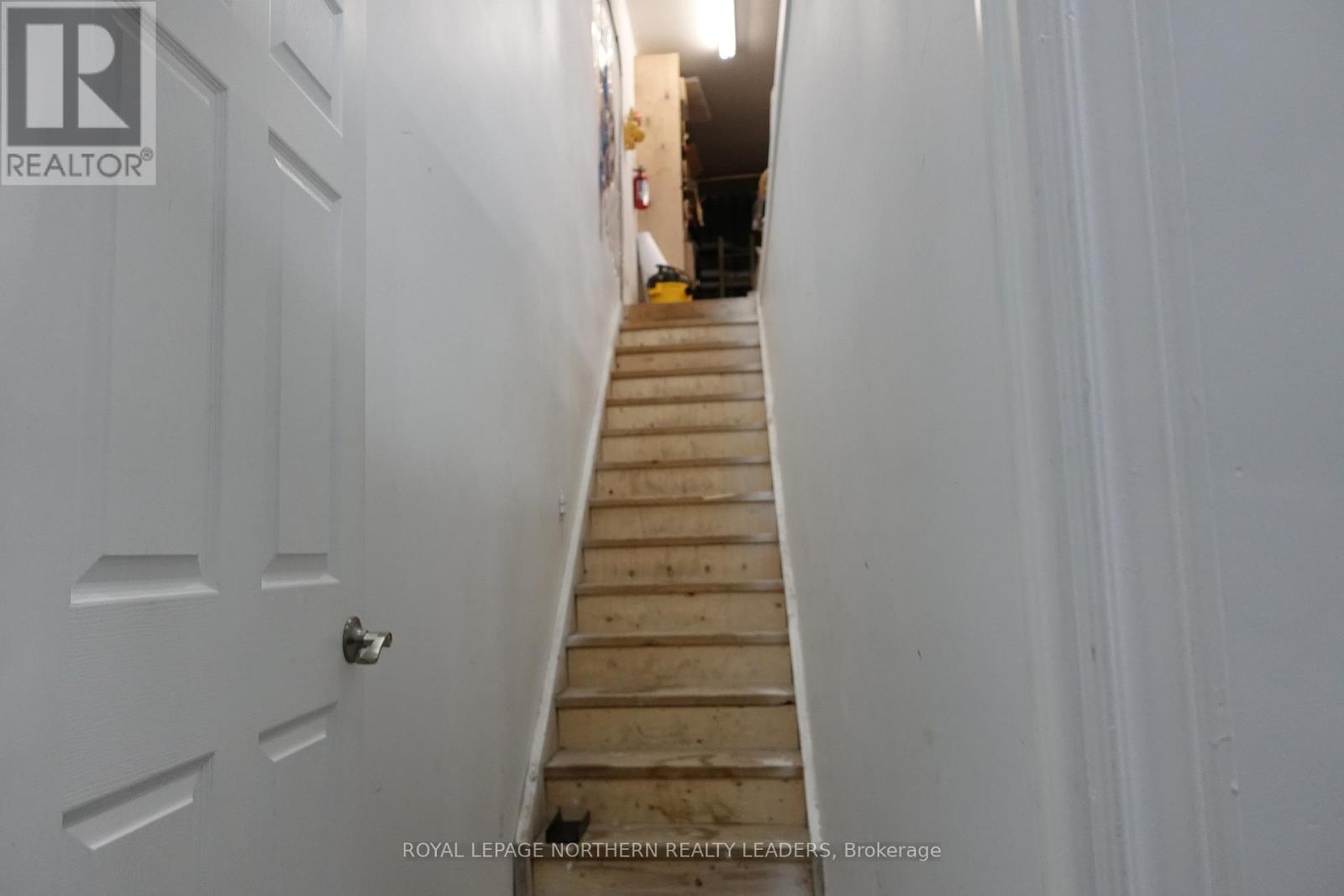 












UNIT D - 440 ALGONQUIN BOULEVARD E

,
Timmins (TNE - Hill District),




Ontario
P4N1B7

