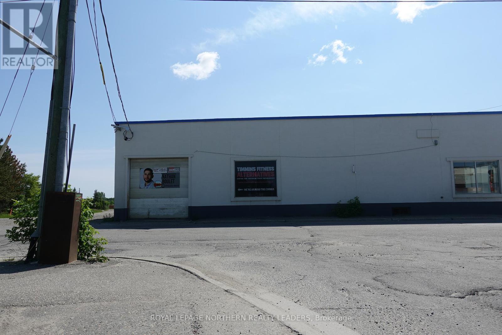 












UNIT D - 440 ALGONQUIN BOULEVARD E

,
Timmins (TNE - Hill District),




Ontario
P4N1B7

