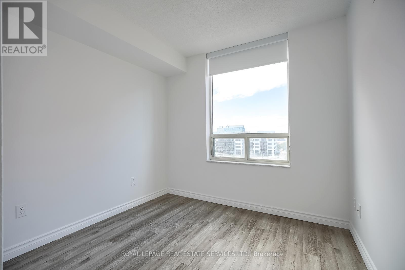 












1008 - 265 ENFIELD PLACE

,
Mississauga,




Ontario
L5B3Y6


