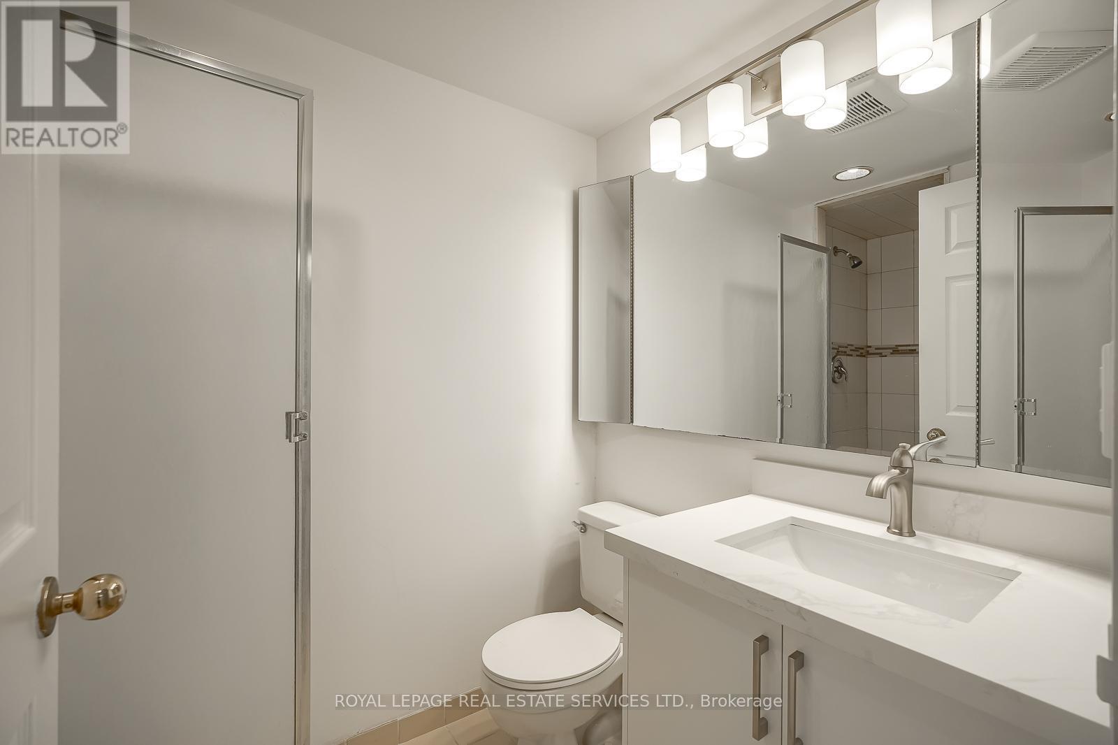 












1008 - 265 ENFIELD PLACE

,
Mississauga,




Ontario
L5B3Y6

