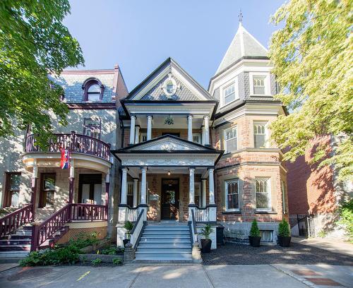Featured Listing Photo 