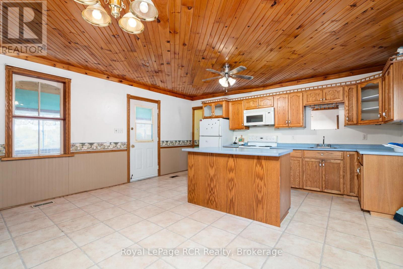 












422014 CONCESSION 6 NDR

,
West Grey,




Ontario
N0G1S0

