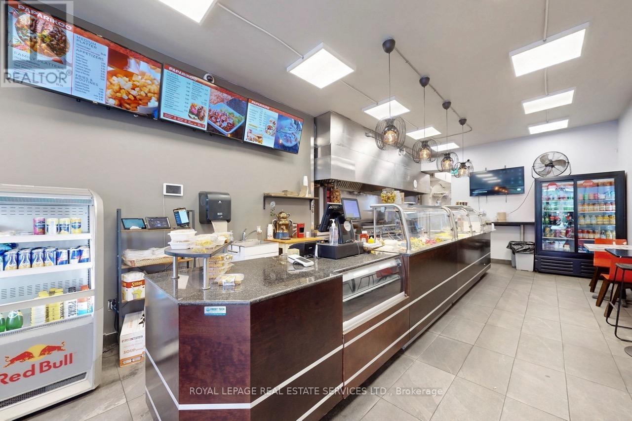 












1176 THE QUEENSWAY

,
Toronto,




Ontario
M8Z1R5

