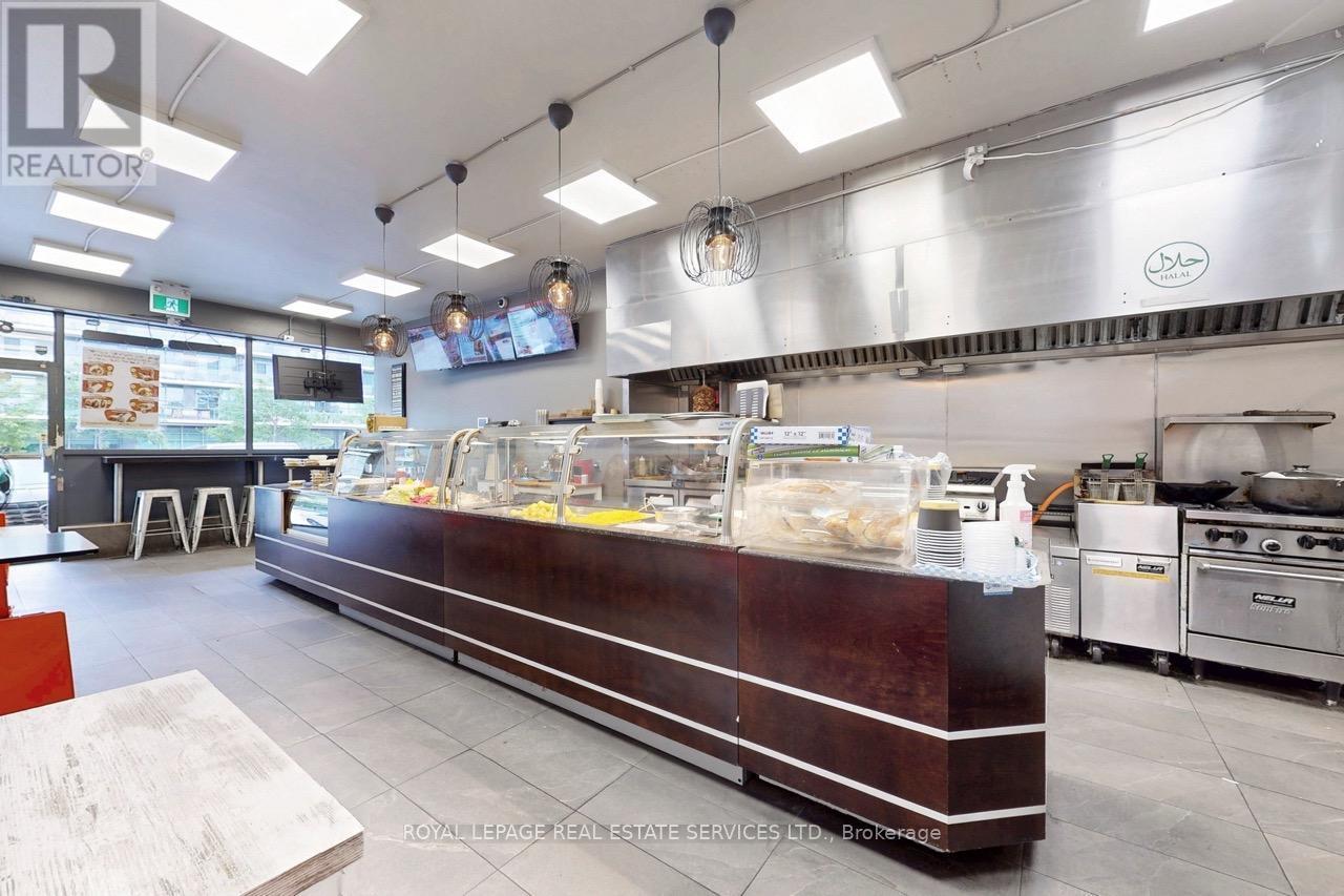 












1176 THE QUEENSWAY

,
Toronto,




Ontario
M8Z1R5

