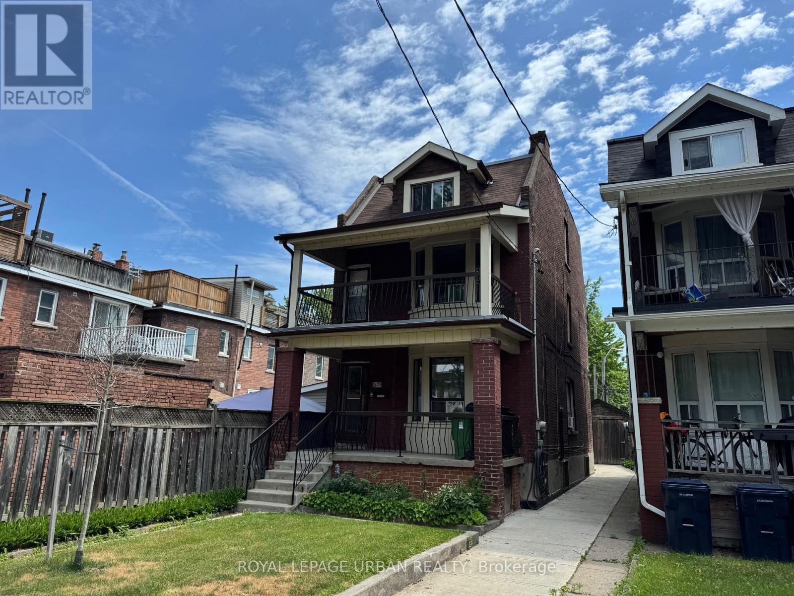 












2ND FLOOR - 919 CARLAW AVENUE

,
Toronto,




Ontario
M4K3L5

