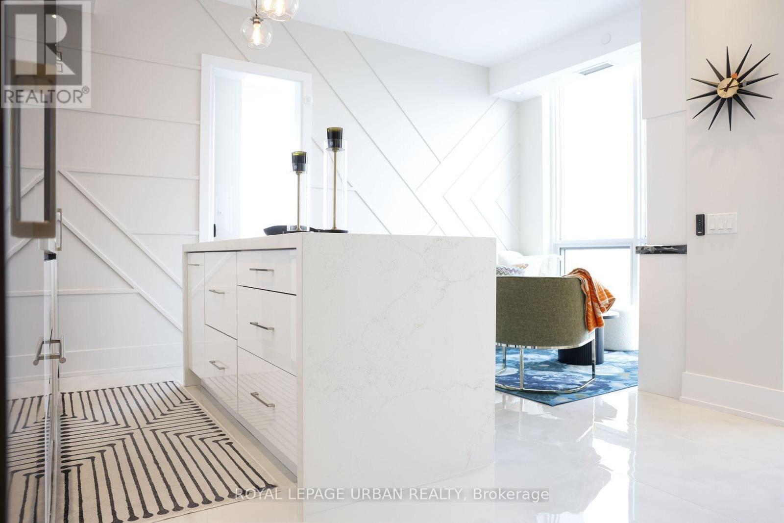 












LPH8 - 1 YORKVILLE AVENUE

,
Toronto,




Ontario
M4W1L1

