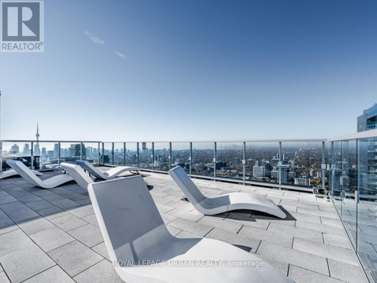












LPH8 - 1 YORKVILLE AVENUE

,
Toronto,




Ontario
M4W1L1

