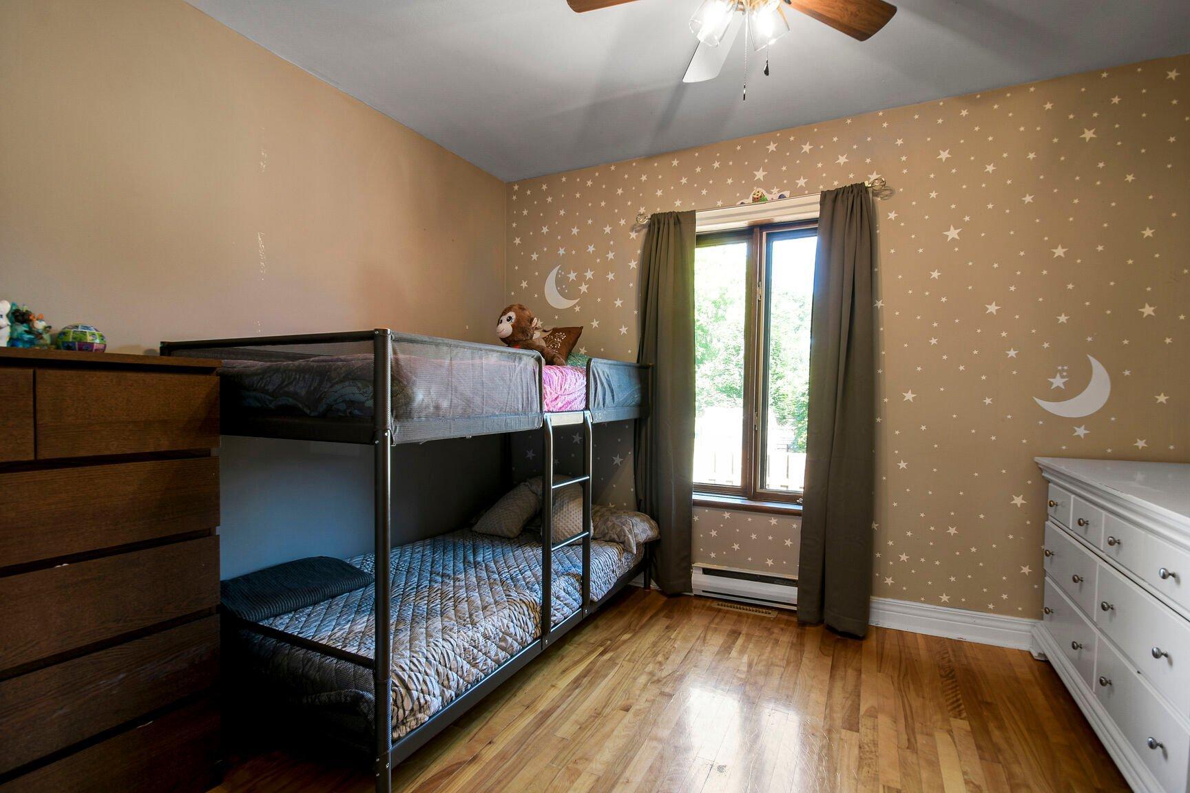 









26


2e Avenue N.

,
Montréal (Pierrefonds-Roxboro),




QC
H8Y2L2

