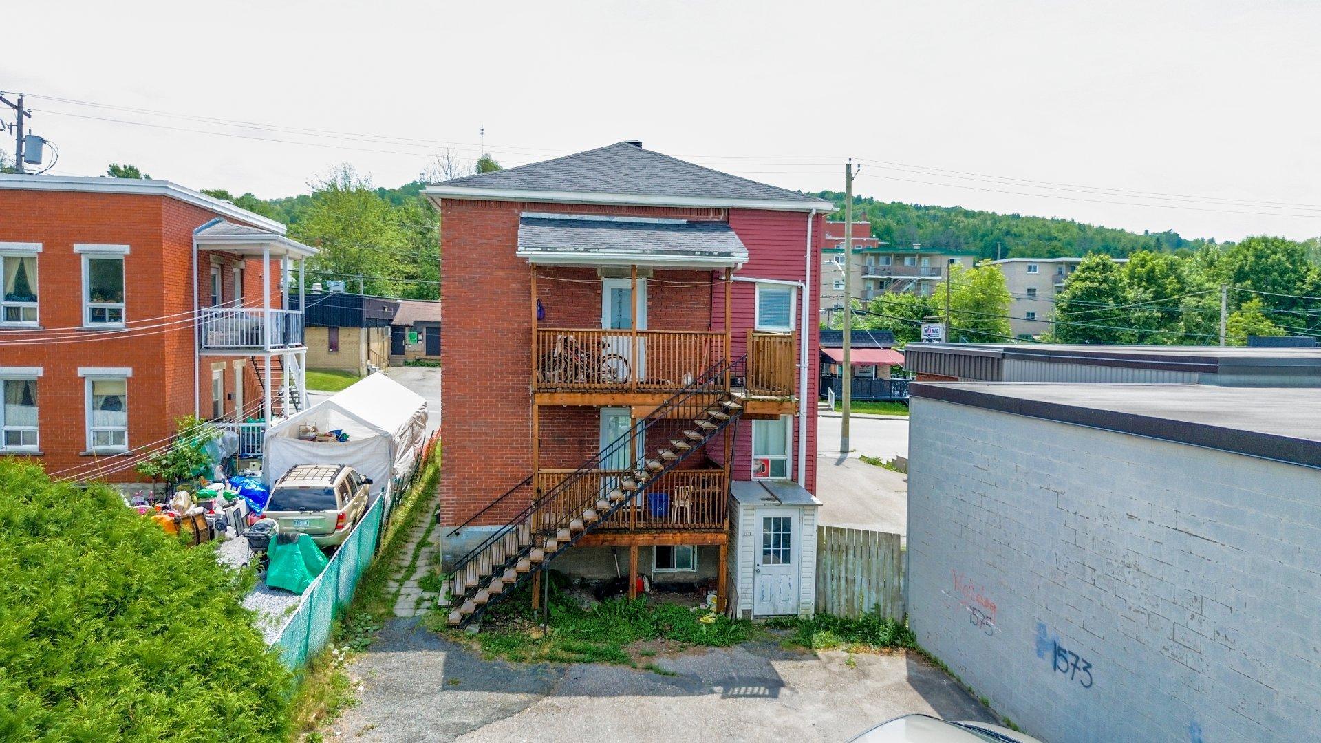 









1571

 - 1575


Rue Denault

,
Sherbrooke (Fleurimont),




QC
J1H2R1

