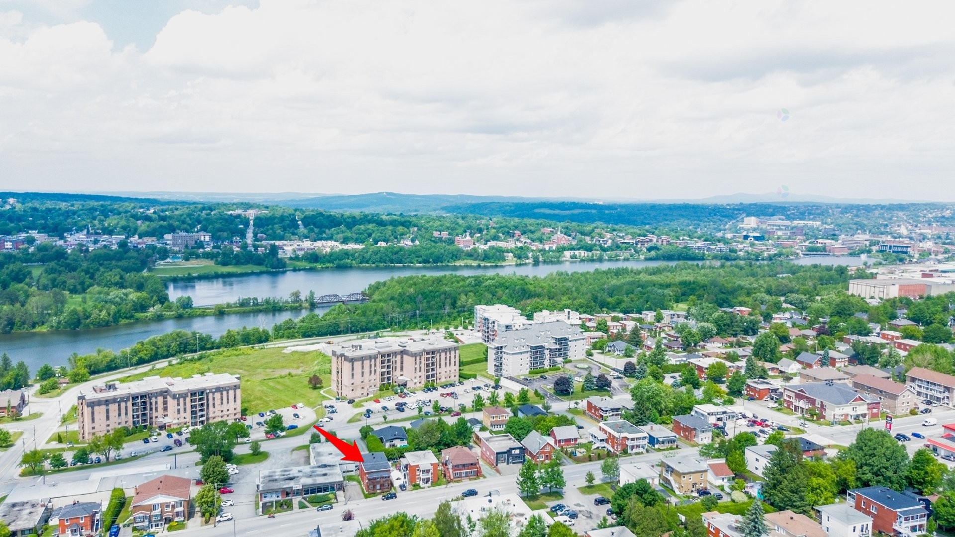 









1571

 - 1575


Rue Denault

,
Sherbrooke (Les Nations),




QC
J1H2R1

