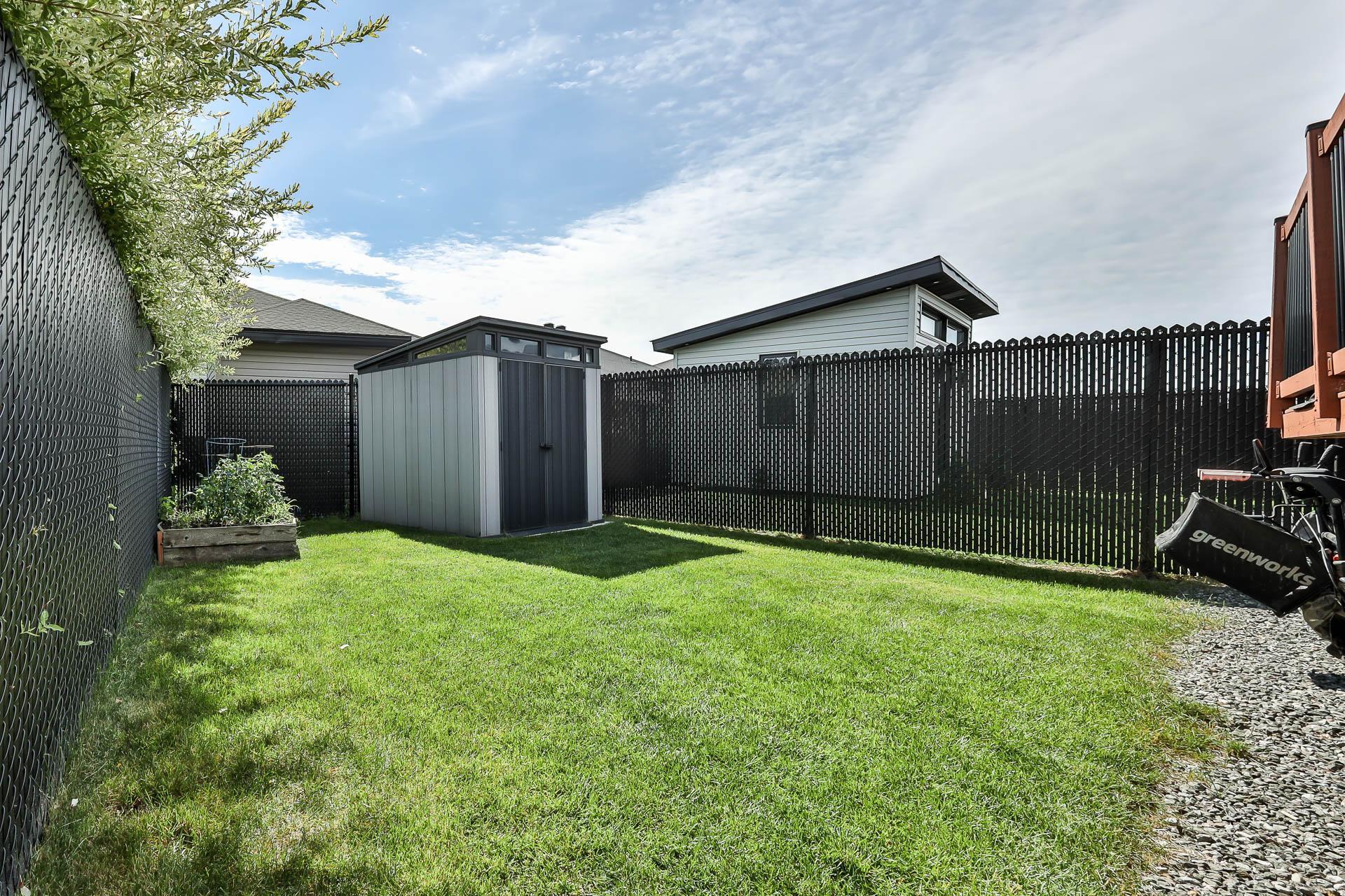









139


Rue Alexandre-Rodrigue

,
Gatineau (Buckingham),




QC
J8L0Z2

