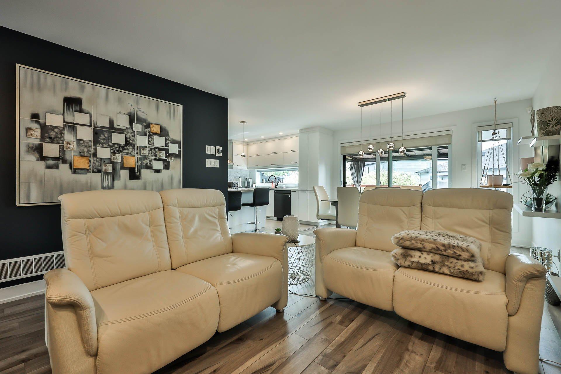 









139


Rue Alexandre-Rodrigue

,
Gatineau (Buckingham),




QC
J8L0Z2


