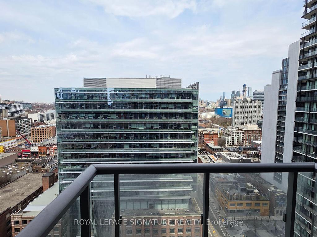 









108


Peter

Street, 2101,
Toronto,




ON
M5V 0W2

