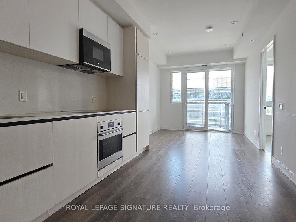 









108


Peter

Street, 2101,
Toronto,




ON
M5V 0W2

