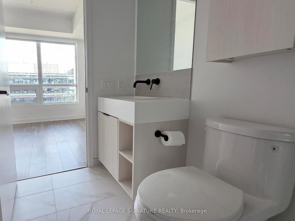 









108


Peter

Street, 2101,
Toronto,




ON
M5V 0W2


