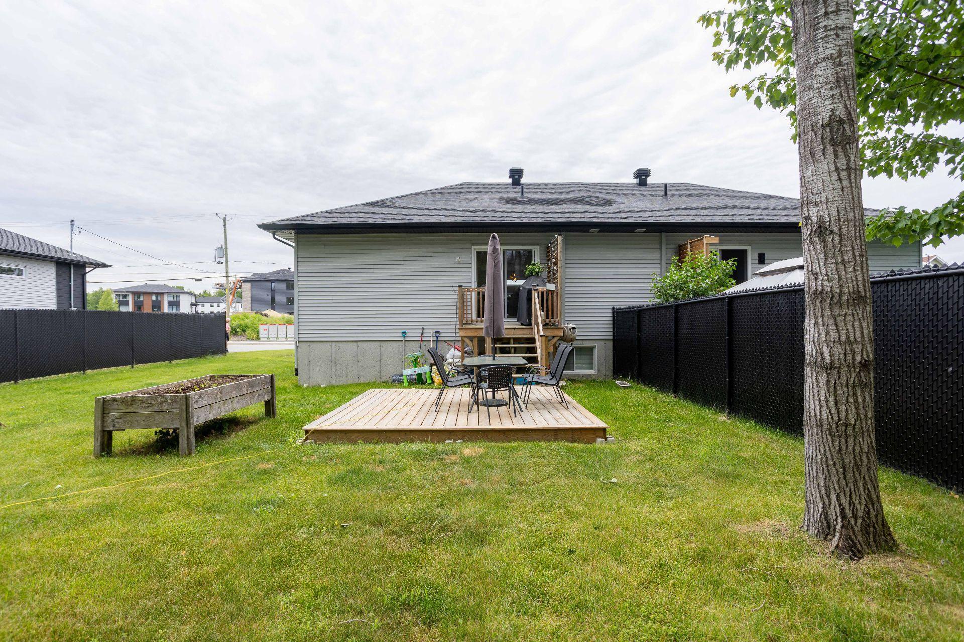 









1277


Av. des Capucines

,
Bécancour,




QC
G9H0M1

