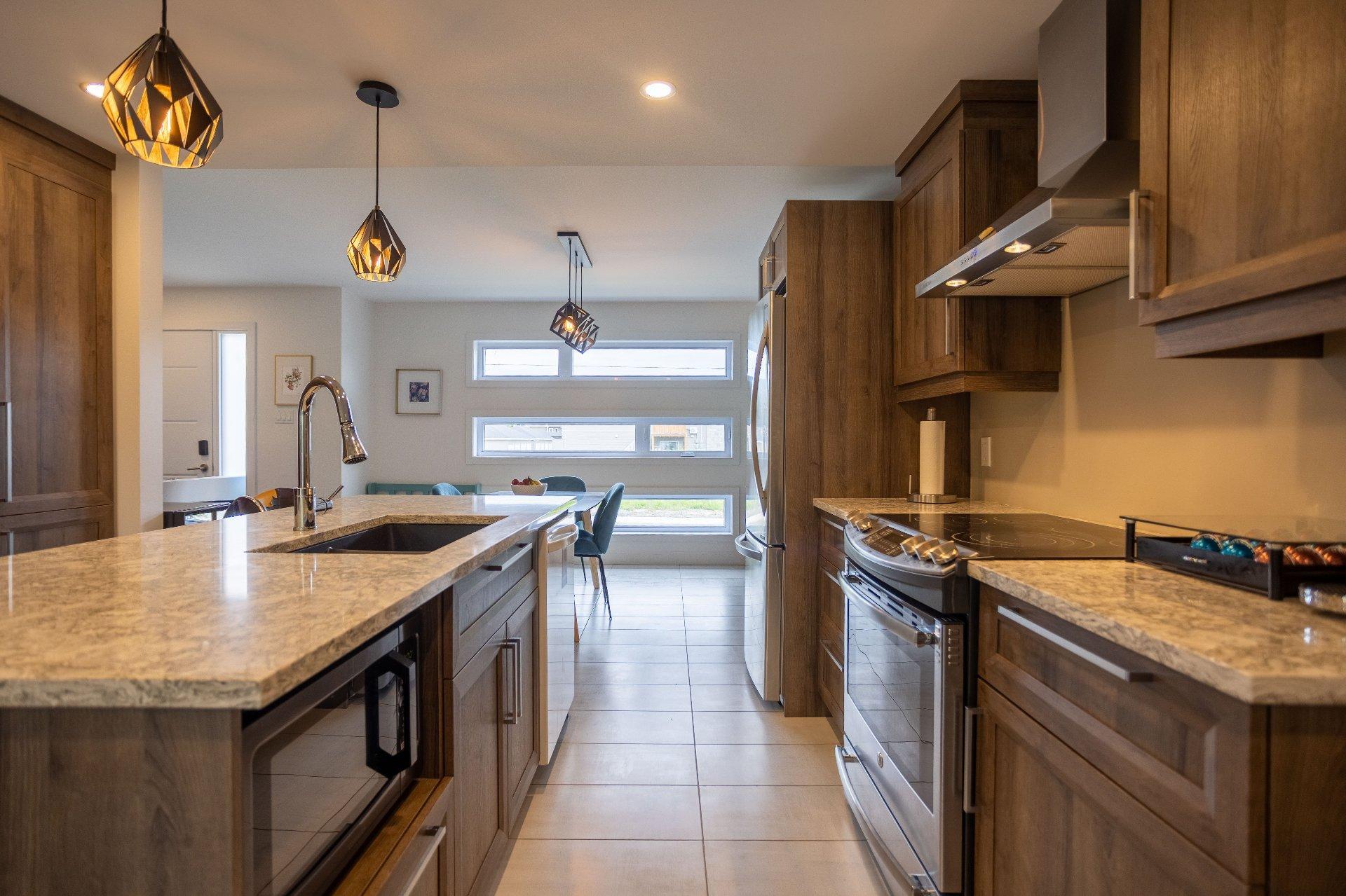 









1277


Av. des Capucines

,
Bécancour,




QC
G9H0M1

