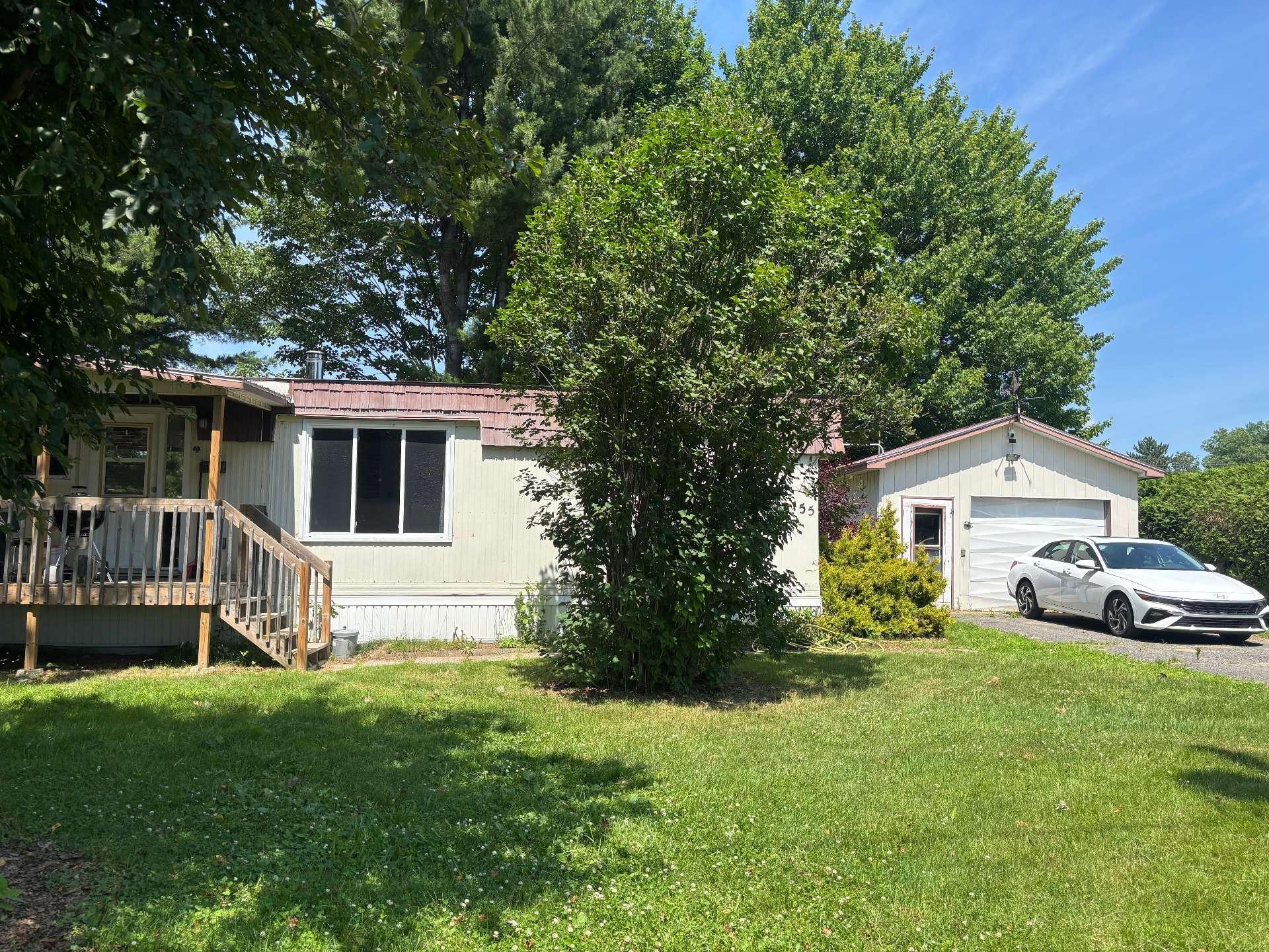 









155


Rue André

,
Sorel-Tracy,




QC
J3P6A8

