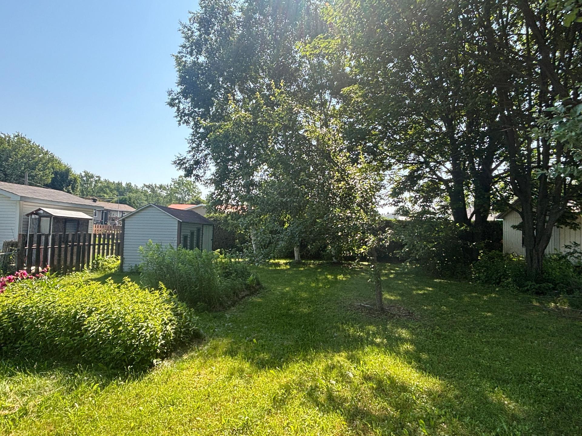 









155


Rue André

,
Sorel-Tracy,




QC
J3P6A8

