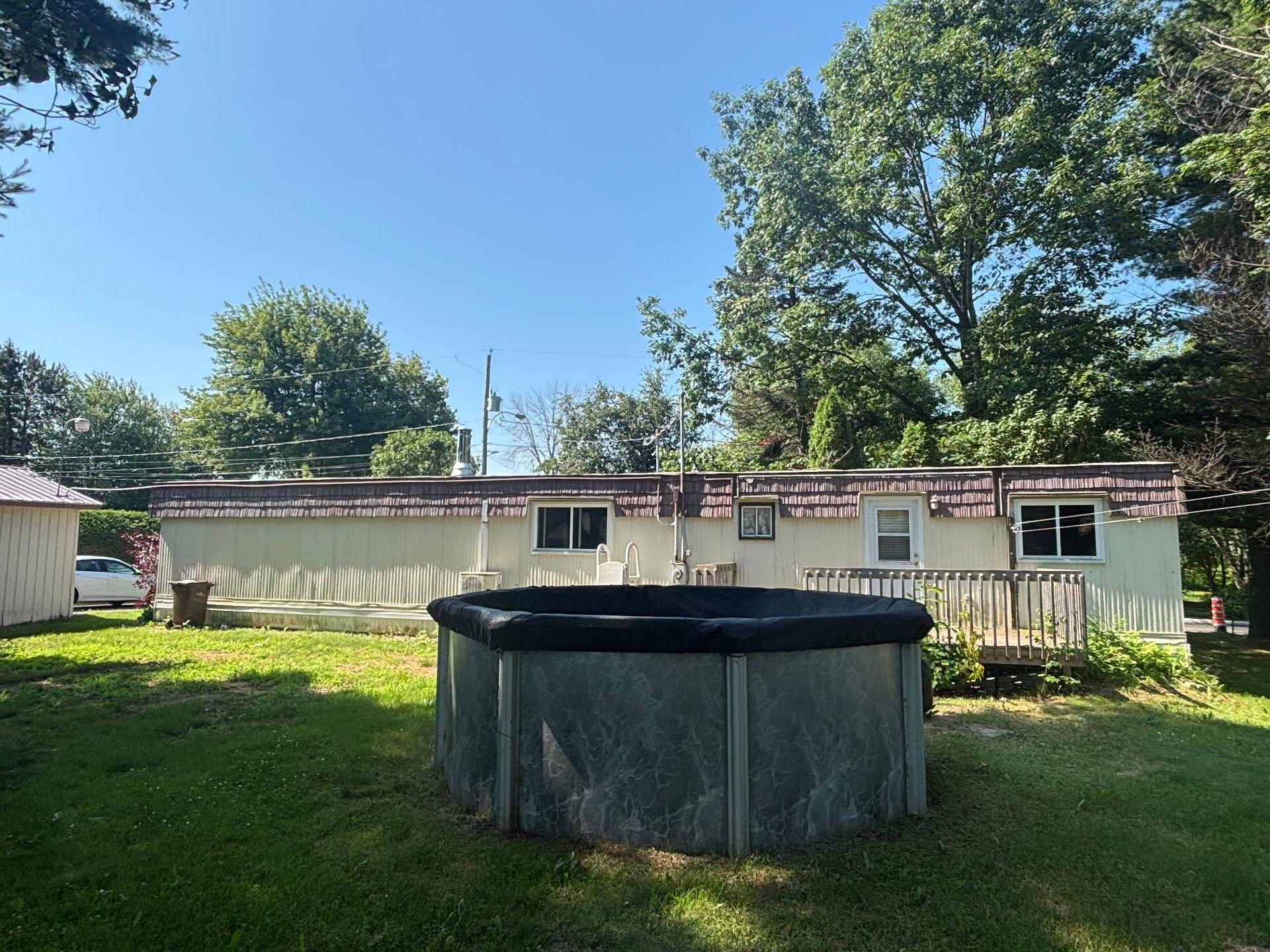 









155


Rue André

,
Sorel-Tracy,




QC
J3P6A8


