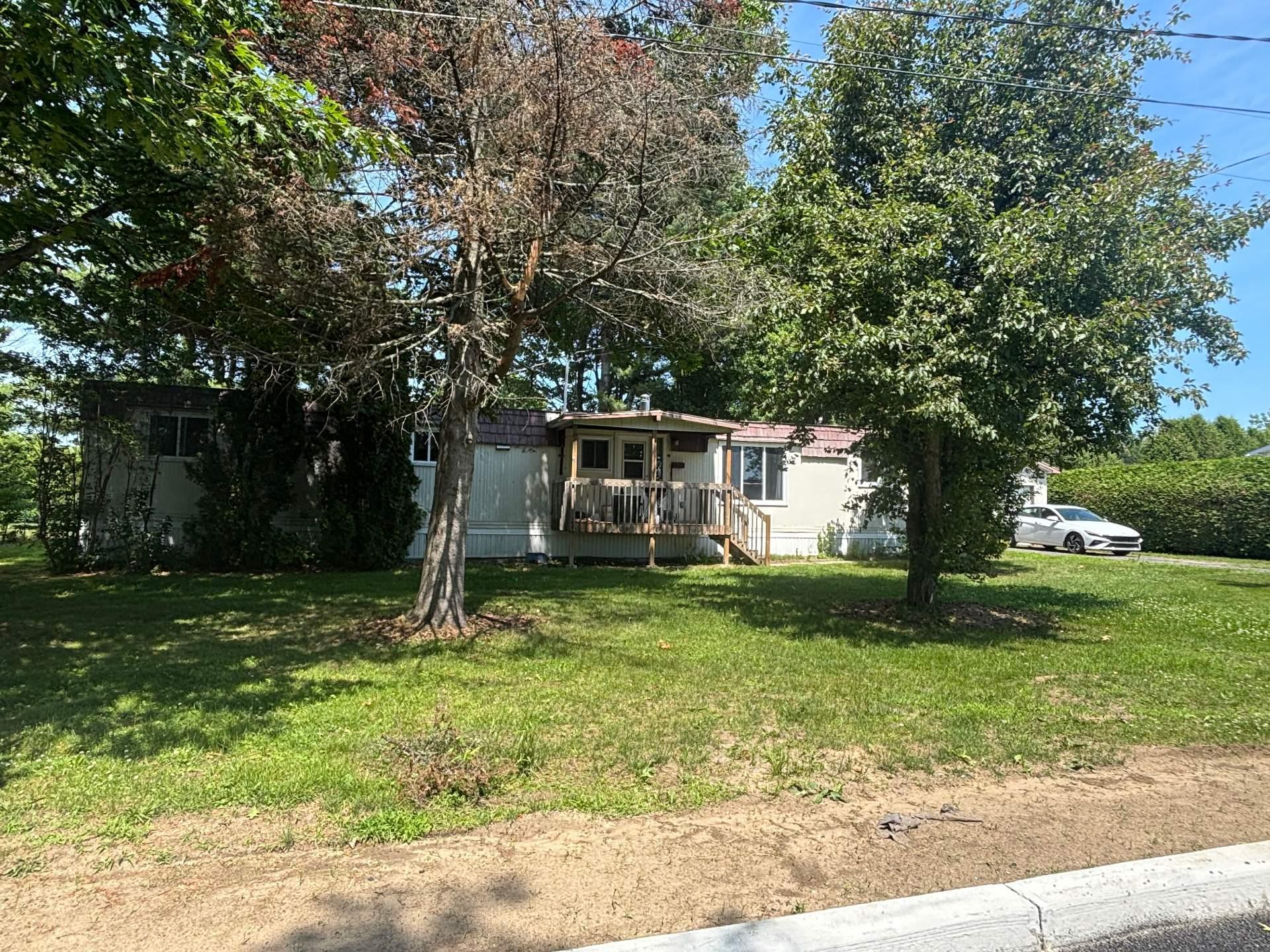 









155


Rue André

,
Sorel-Tracy,




QC
J3P6A8

