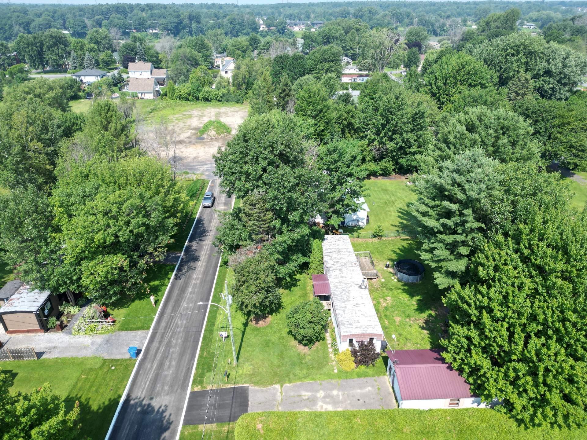 









155


Rue André

,
Sorel-Tracy,




QC
J3P6A8

