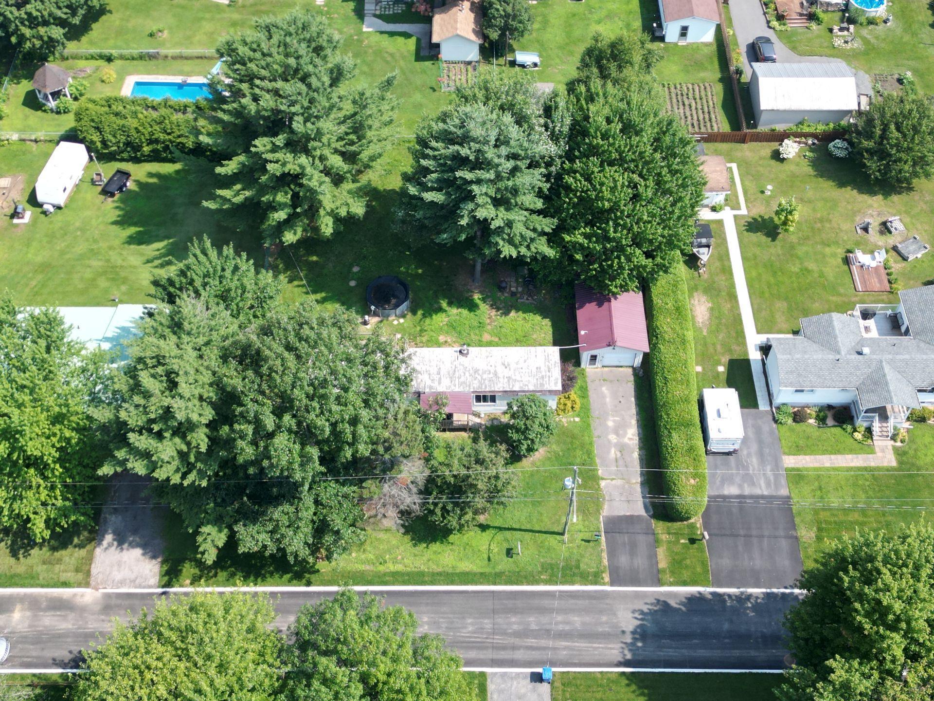 









155


Rue André

,
Sorel-Tracy,




QC
J3P6A8

