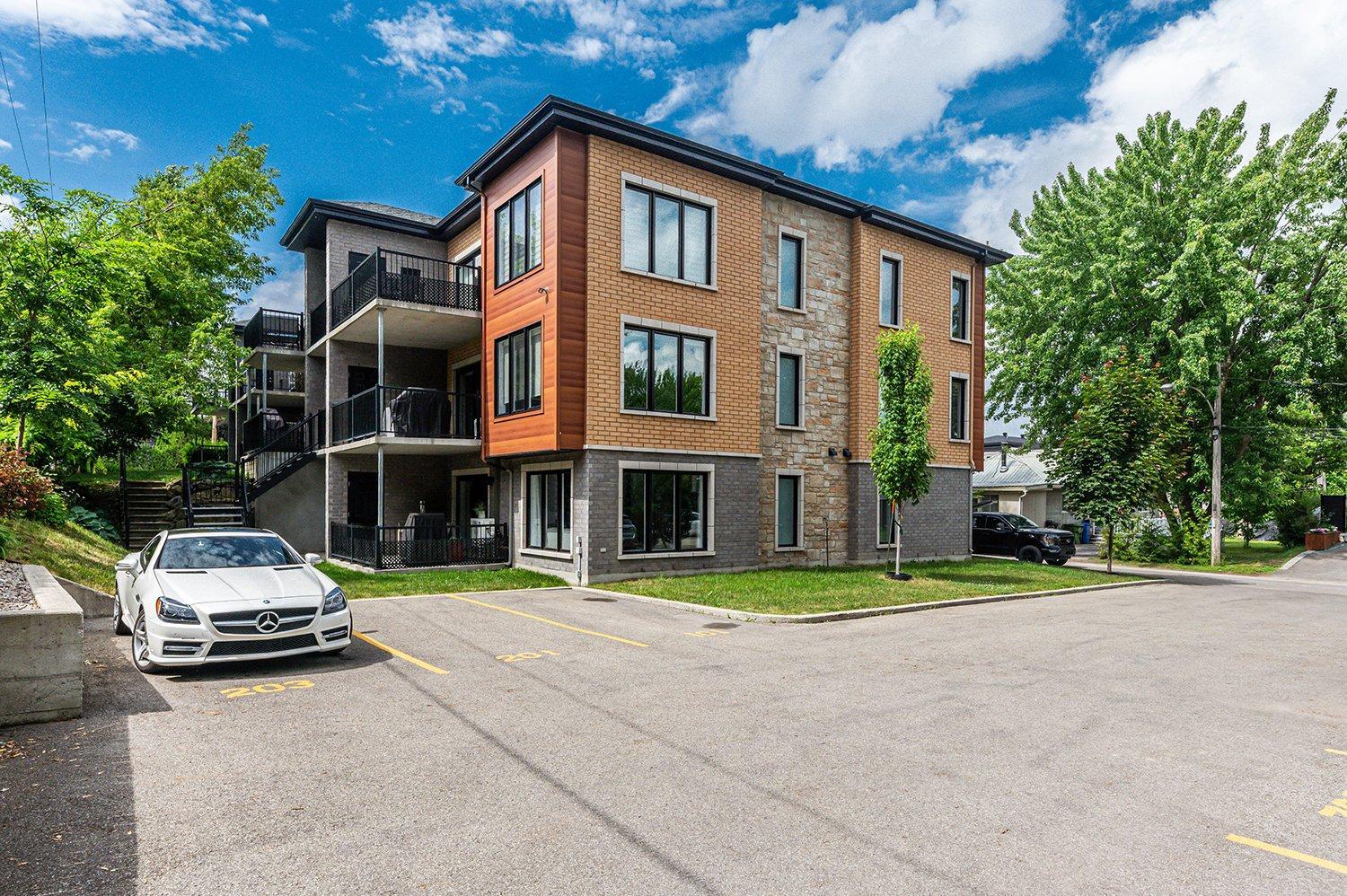









190


Ch. de la Grande-Côte

, 304,
Saint-Eustache,




QC
J7P1A7

