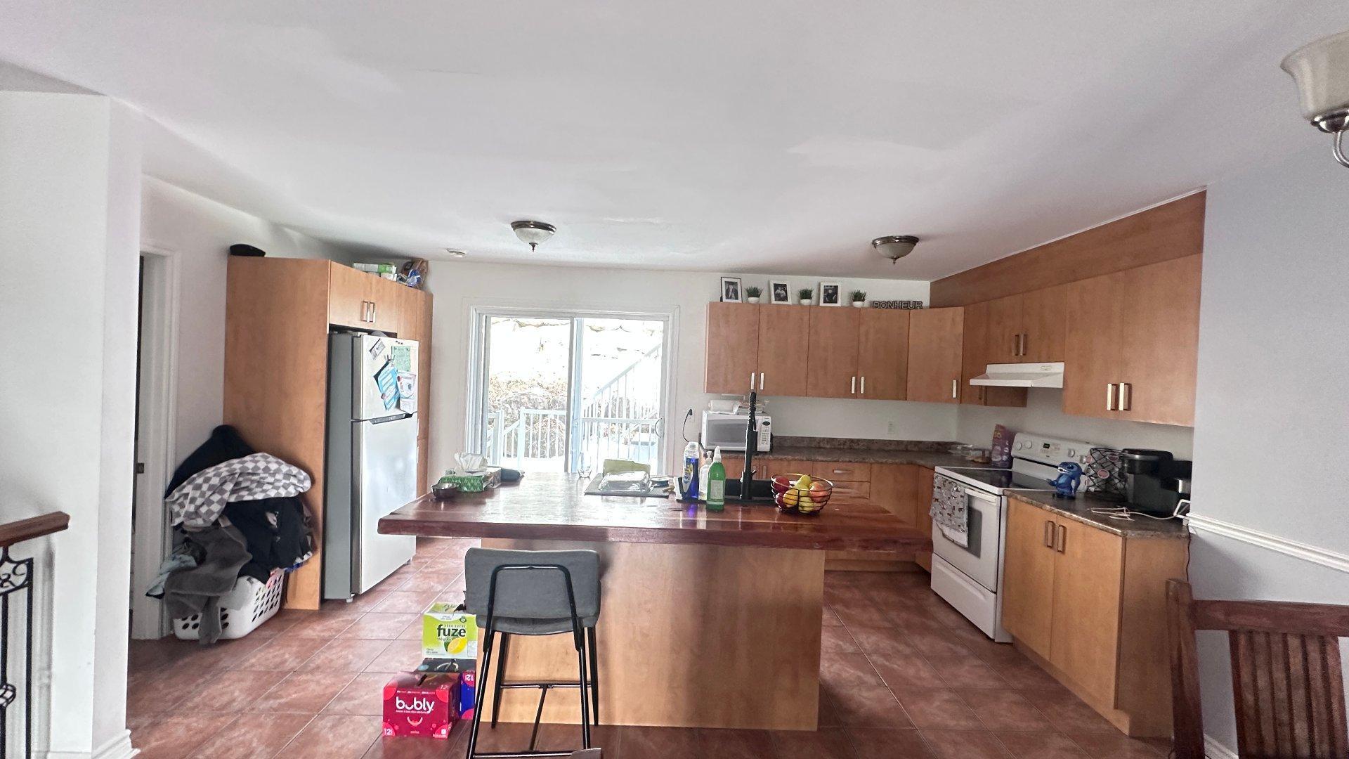 









737


Rue Principale

, C,
Saint-Sauveur,




QC
J0R1R2


