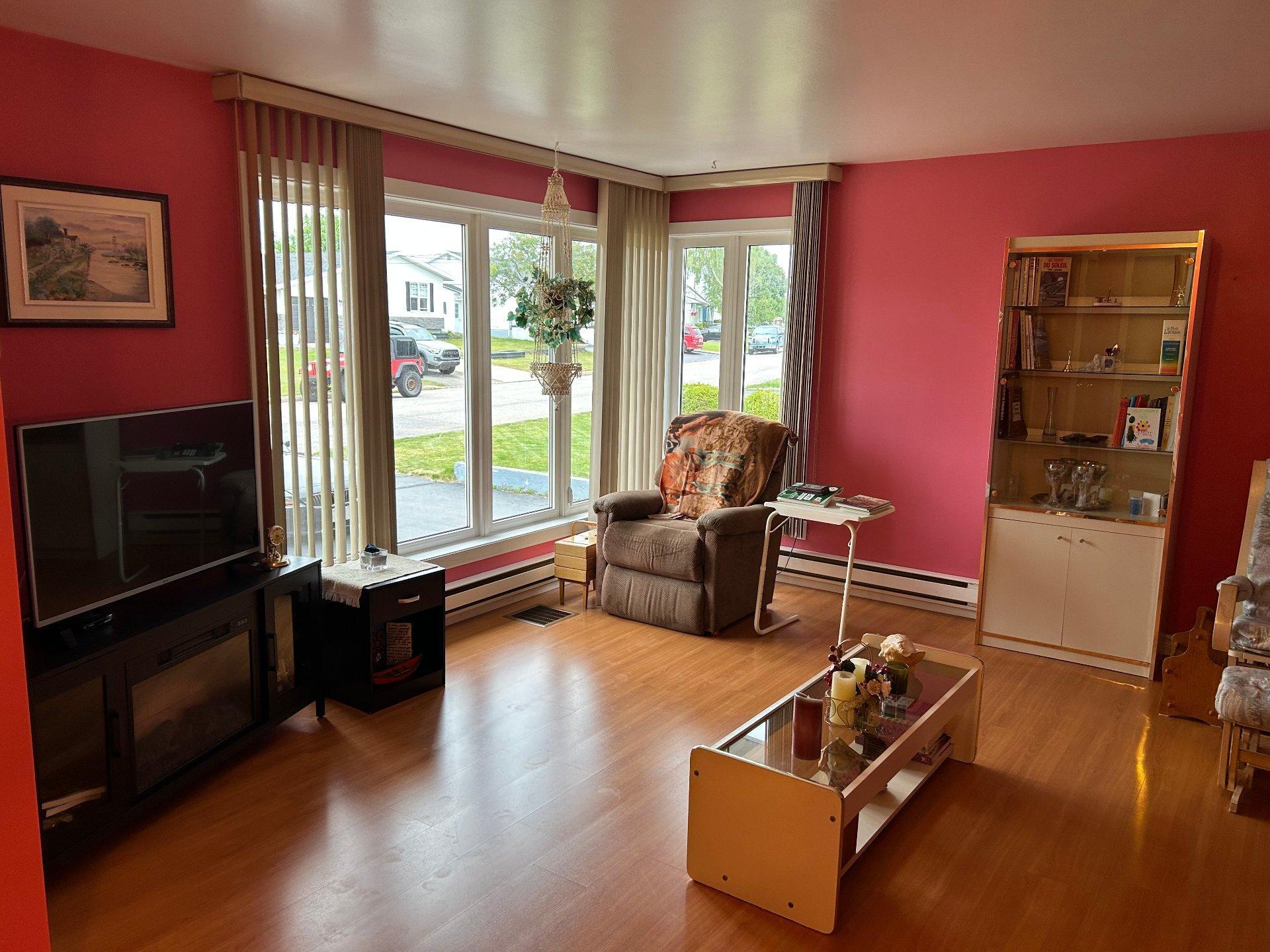









23


Rue des Sorbiers

,
Port-Cartier,




QC
G5B1S8

