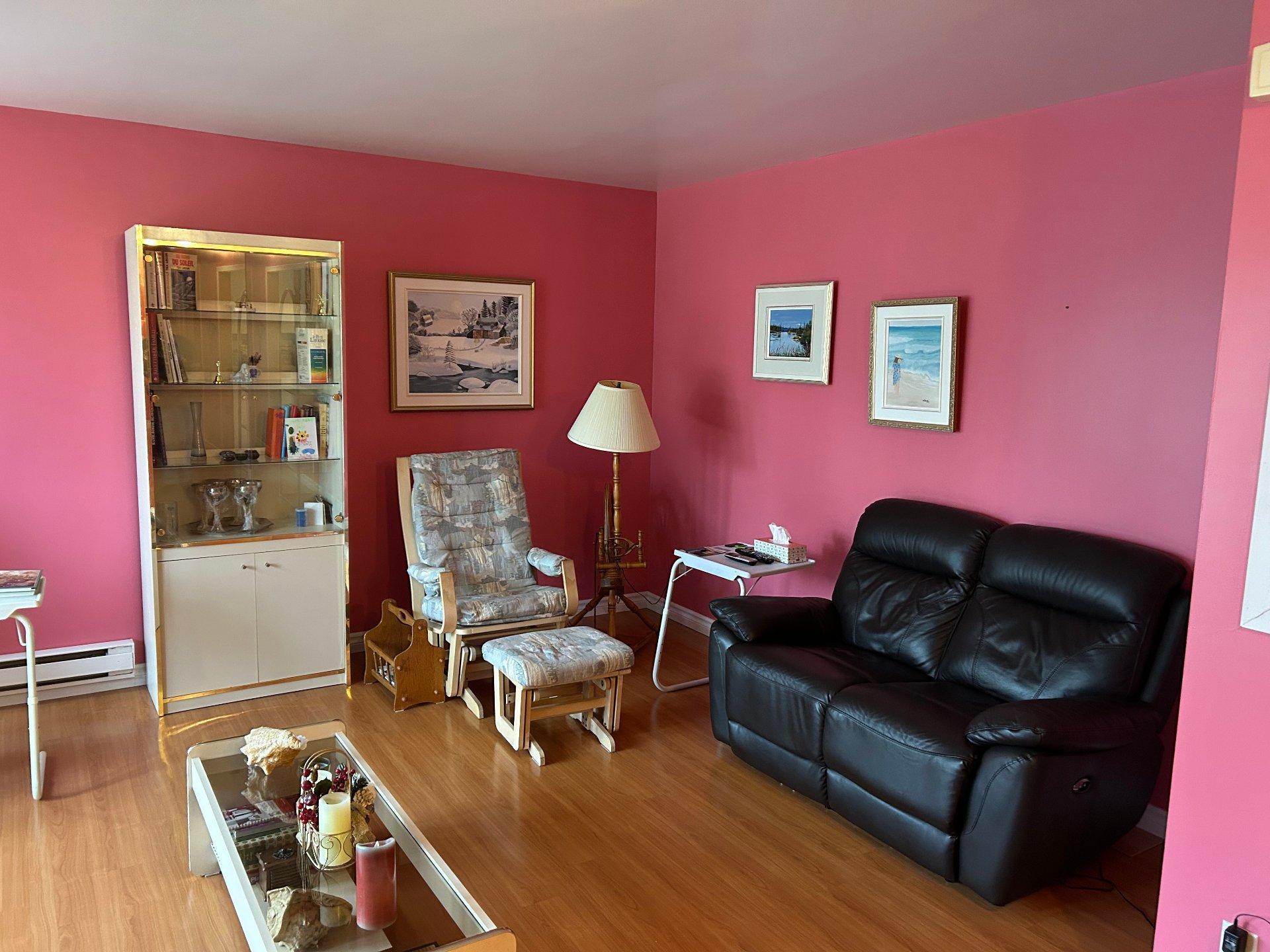 









23


Rue des Sorbiers

,
Port-Cartier,




QC
G5B1S8

