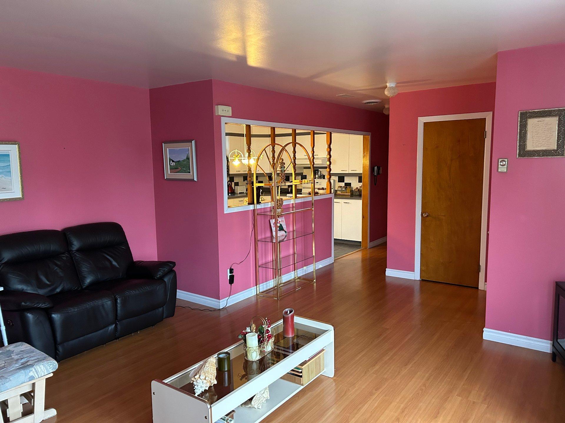 









23


Rue des Sorbiers

,
Port-Cartier,




QC
G5B1S8


