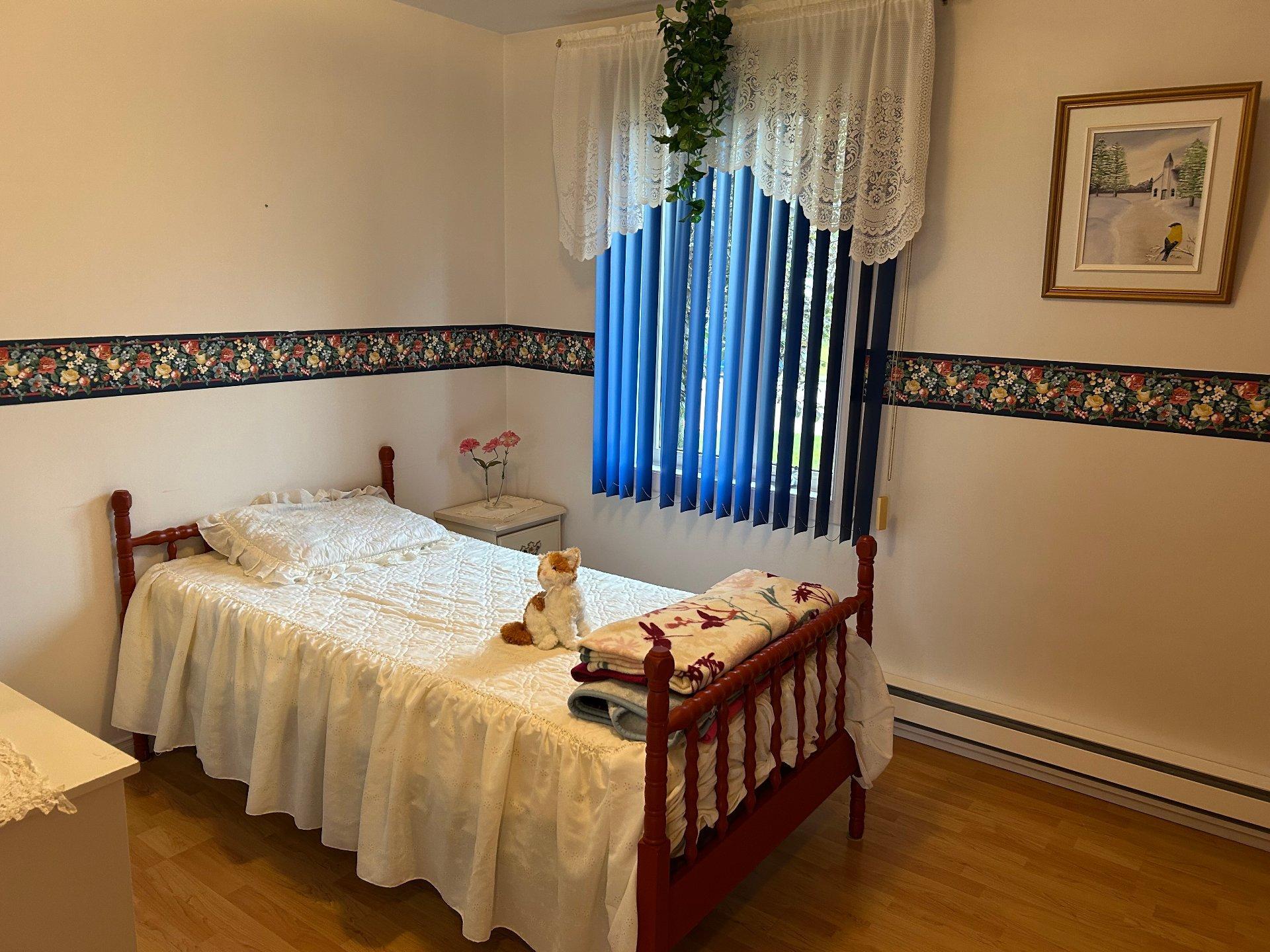 









23


Rue des Sorbiers

,
Port-Cartier,




QC
G5B1S8

