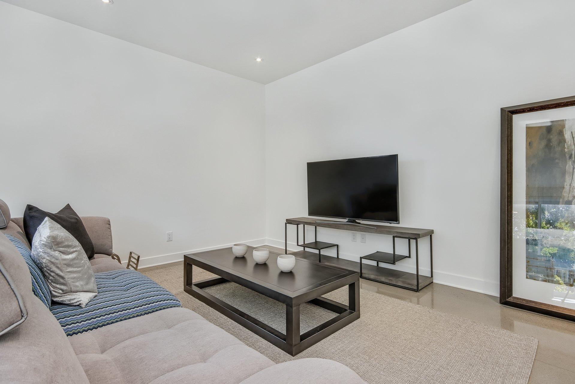 









44


Rue Marcoux

,
Saint-Basile-le-Grand,




QC
J3N5G5

