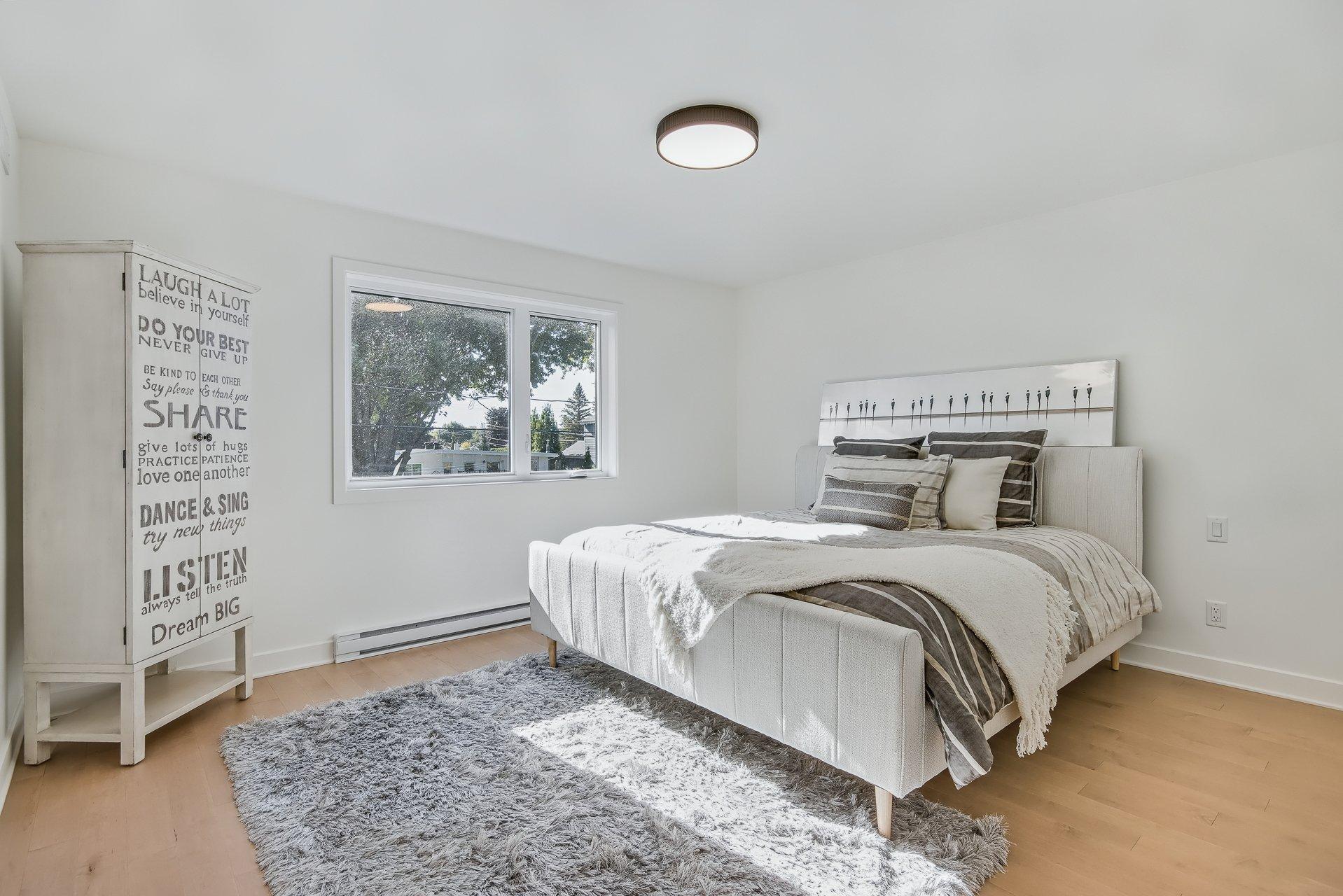 









44


Rue Marcoux

,
Saint-Basile-le-Grand,




QC
J3N5G5

