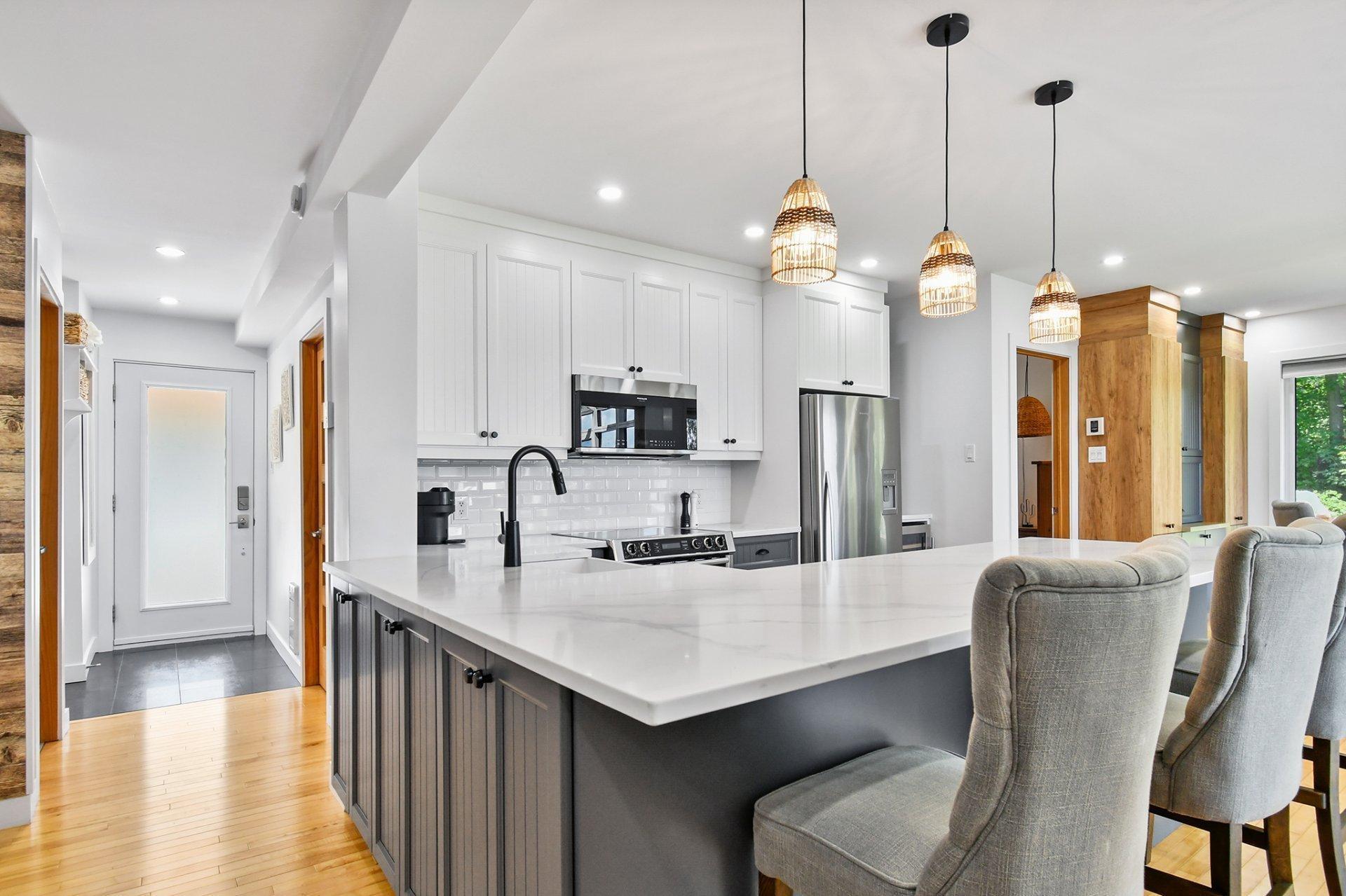 









625


Rue La Bruyère

,
Laval (Auteuil),




QC
H1H1X2

