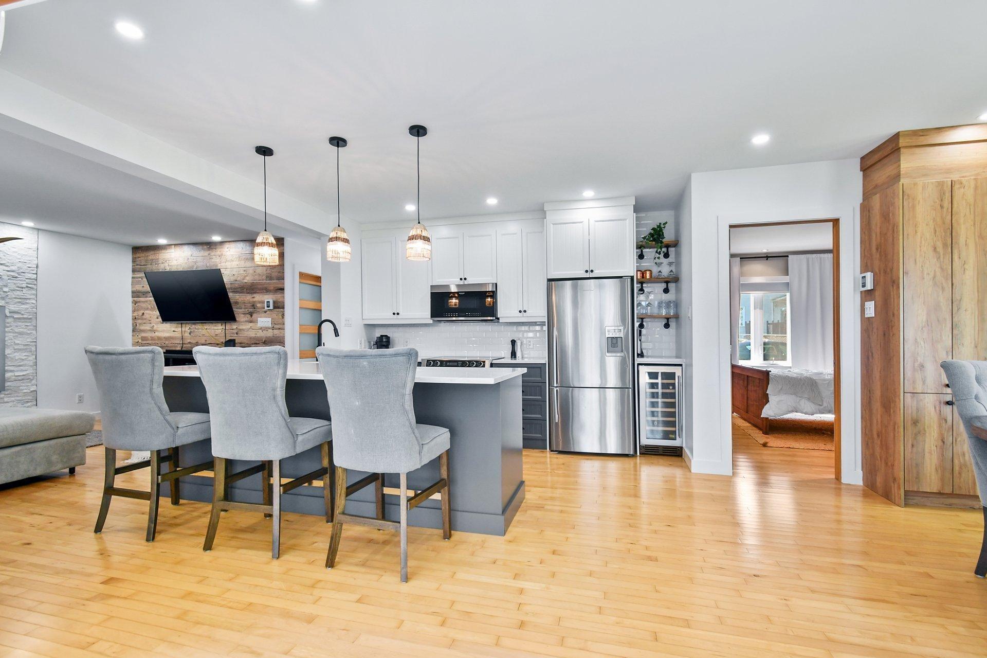 









625


Rue La Bruyère

,
Laval (Auteuil),




QC
H1H1X2

