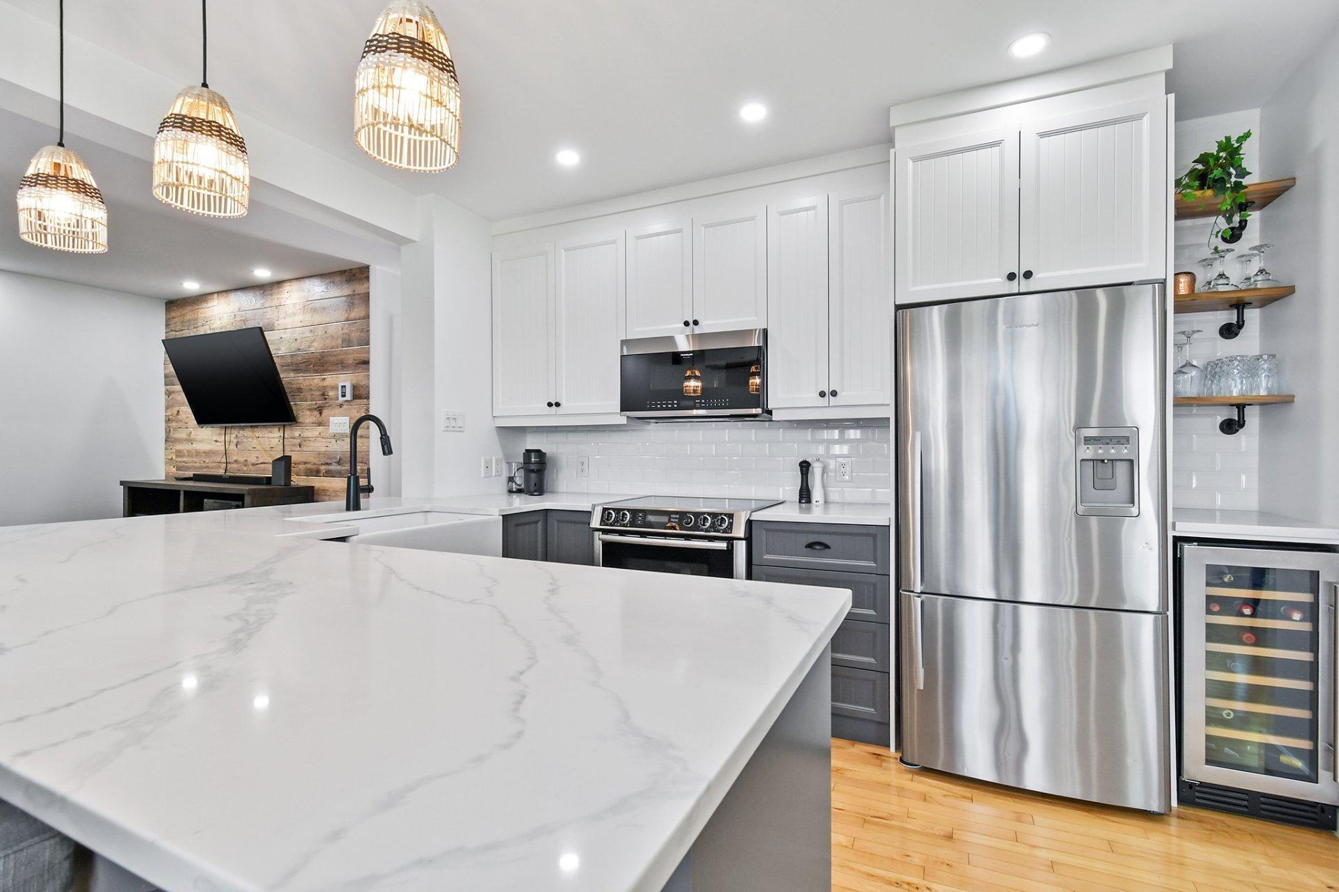 









625


Rue La Bruyère

,
Laval (Auteuil),




QC
H1H1X2

