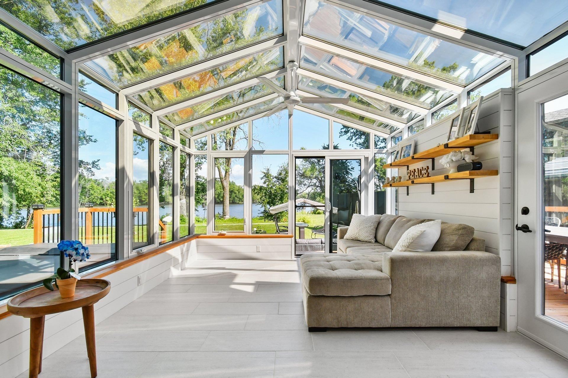 









625


Rue La Bruyère

,
Laval (Auteuil),




QC
H1H1X2


