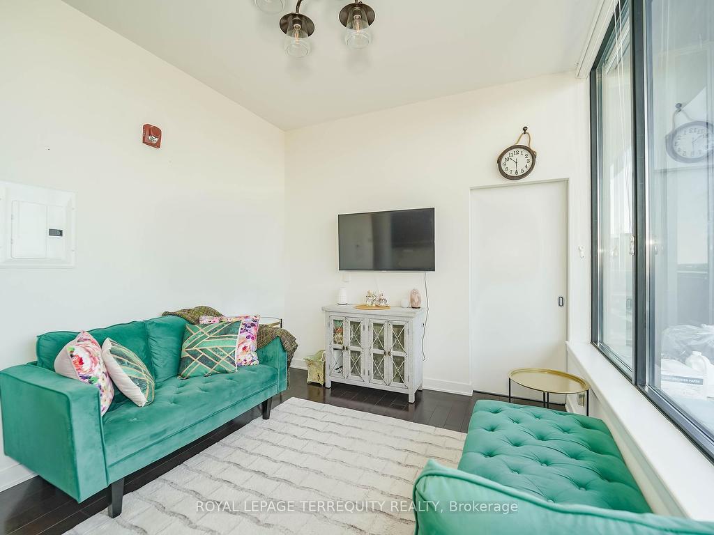 









10376


Yonge

Street, 601,
Richmond Hill,




ON
L4C 3B8


