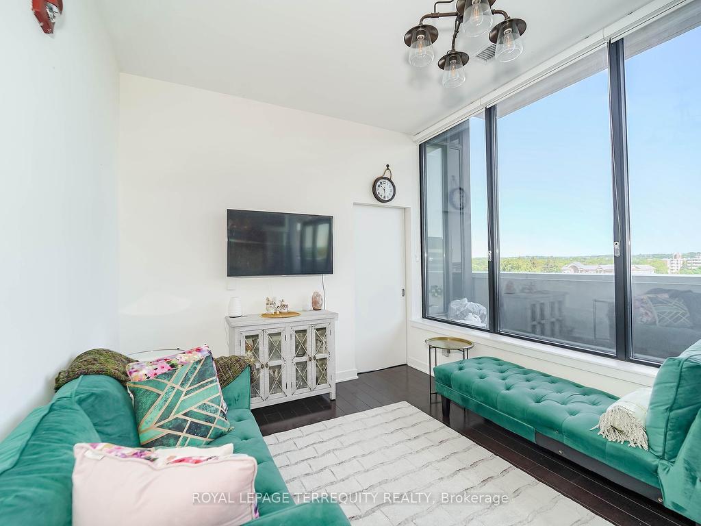 









10376


Yonge

Street, 601,
Richmond Hill,




ON
L4C 3B8

