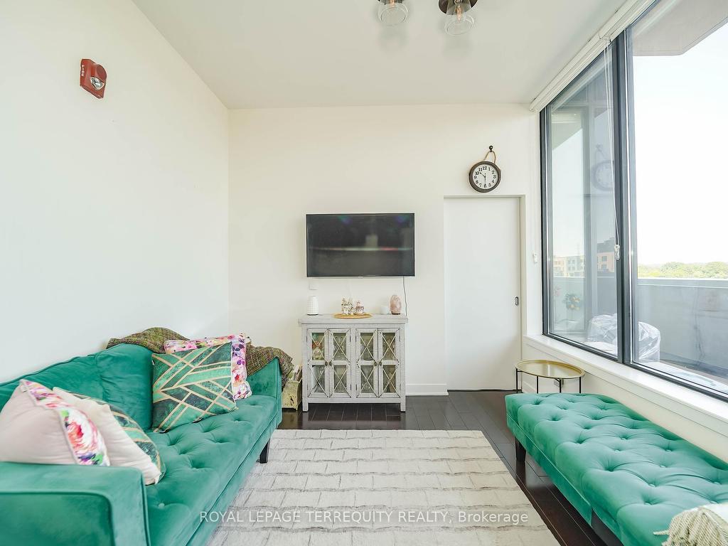 









10376


Yonge

Street, 601,
Richmond Hill,




ON
L4C 3B8

