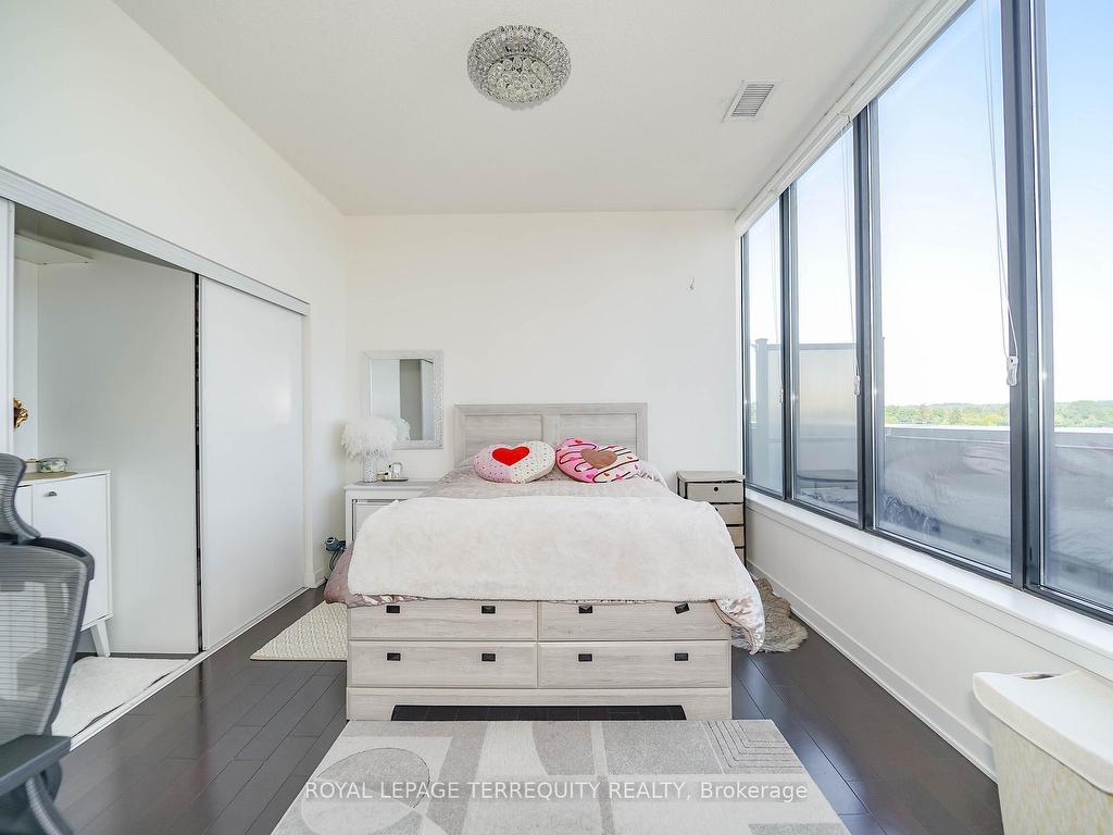 









10376


Yonge

Street, 601,
Richmond Hill,




ON
L4C 3B8

