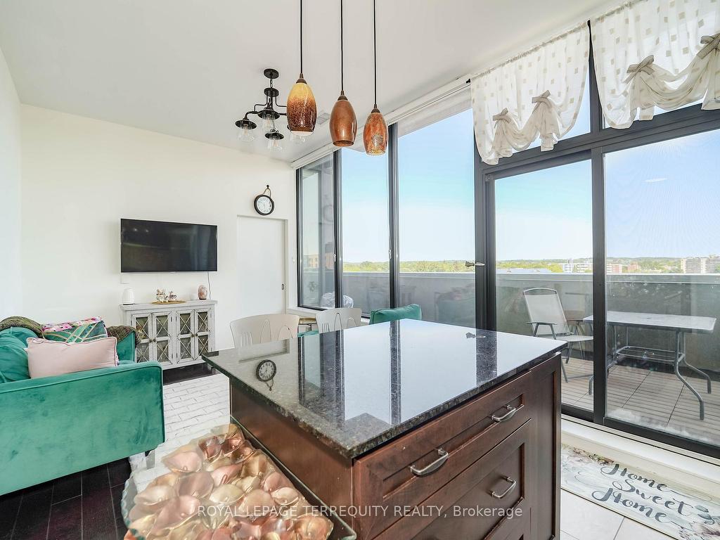 









10376


Yonge

Street, 601,
Richmond Hill,




ON
L4C 3B8

