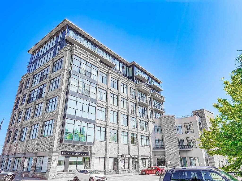 









10376


Yonge

Street, 601,
Richmond Hill,




ON
L4C 3B8

