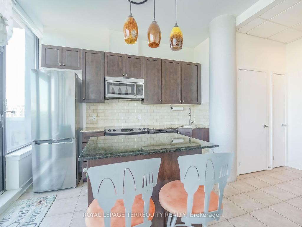 









10376


Yonge

Street, 601,
Richmond Hill,




ON
L4C 3B8

